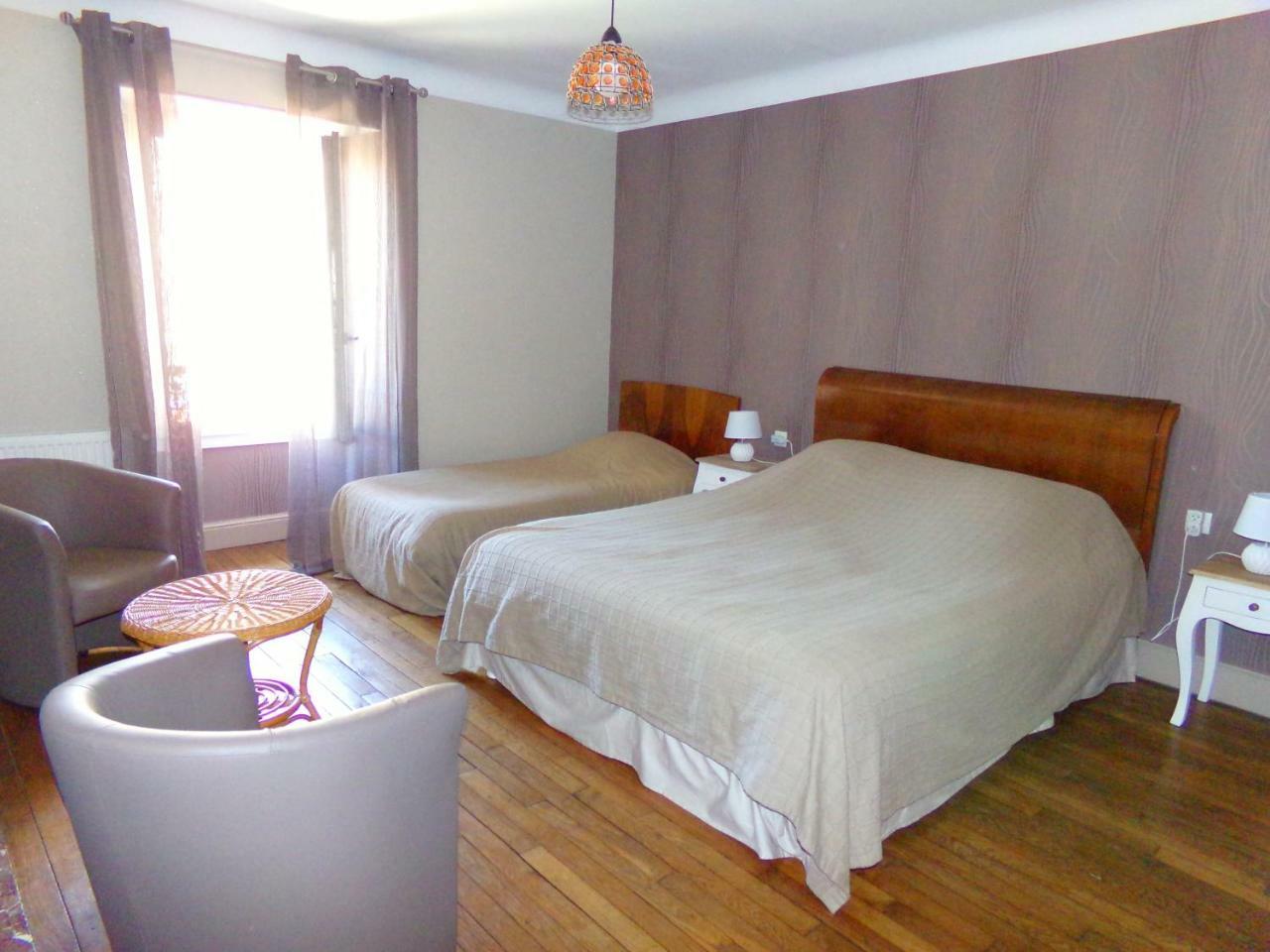 Chez Monique Hotel Doulaincourt-Saucourt Buitenkant foto